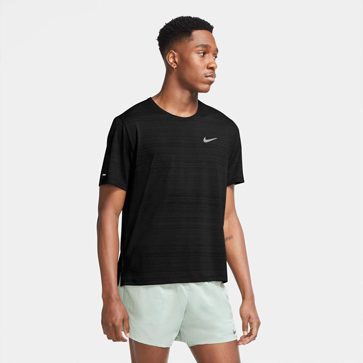Nike M Nk Df Mıler Top Ss Erkek Siyah T-shirt - CU