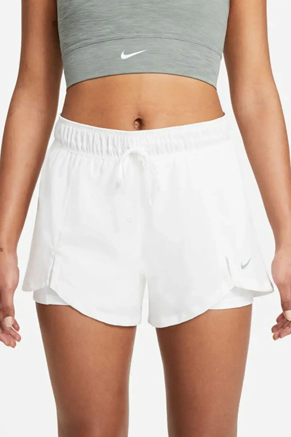 Nike Dri-Fit Flex Essantial 2-in-1 Taytlı Training Beyaz Kadın Spor Şort 