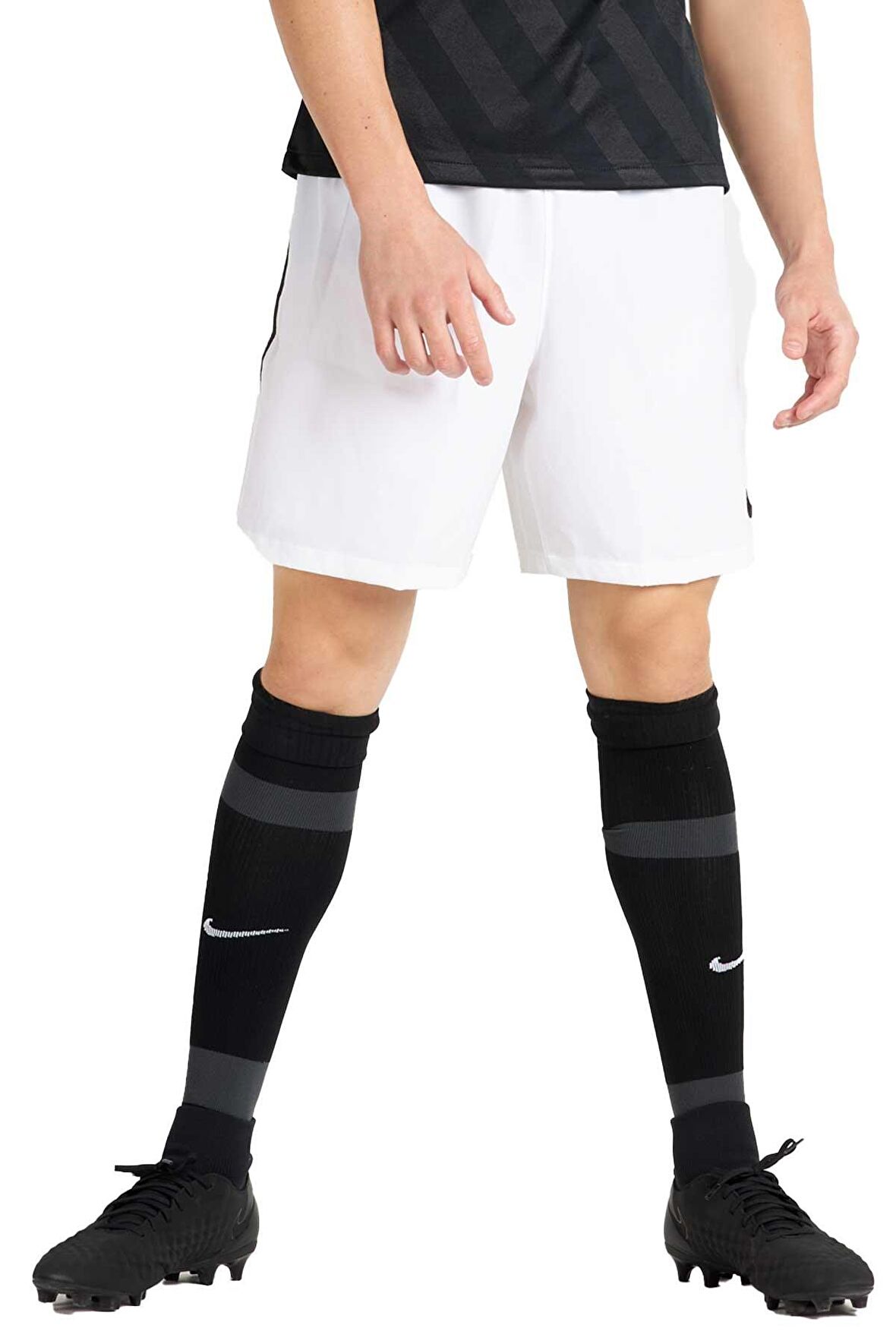 Nike Dri-Fit Venom 3 Erkek Spor Şort CW3855-100