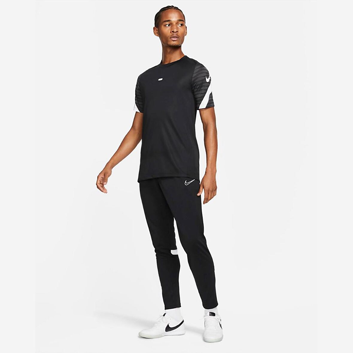 Nike Dri-FIT Strike Erkek Tişört