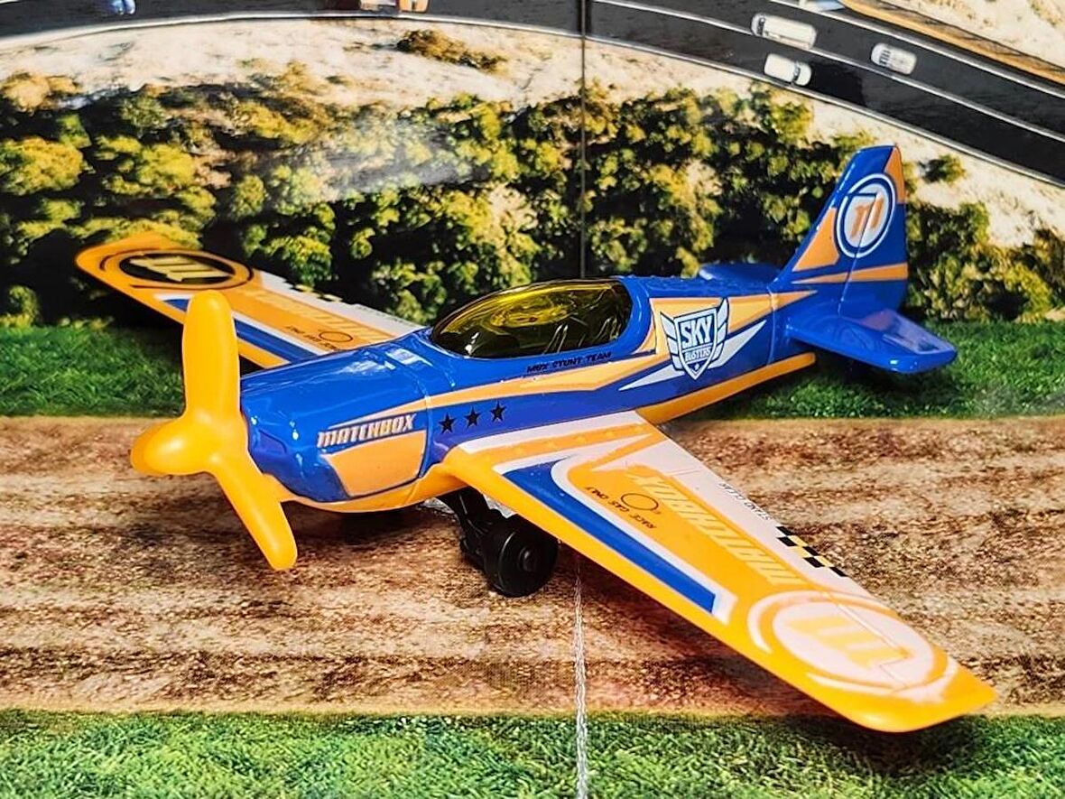 Matchbox Gökyüzü Araçları MBX STUNT PLANE II HVM38