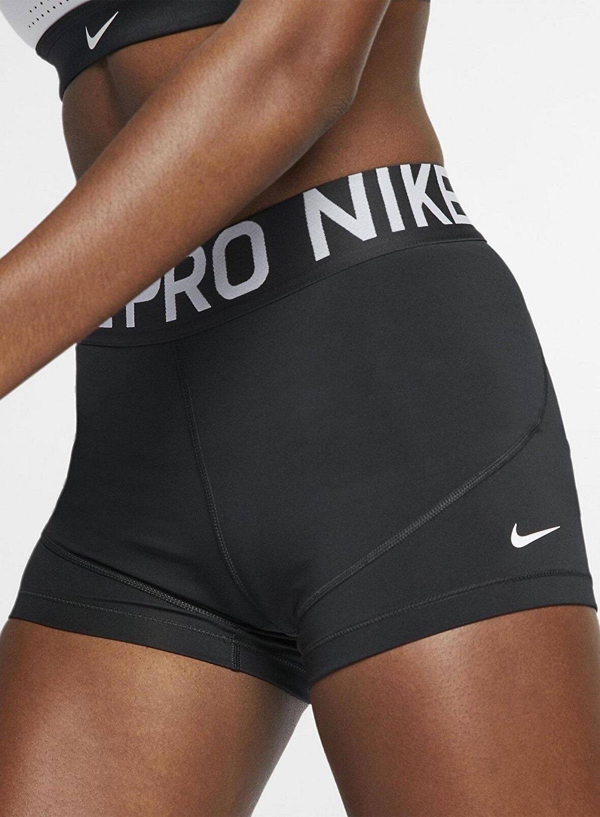 Nike Pro 3 Training Siyah Kadın Şort