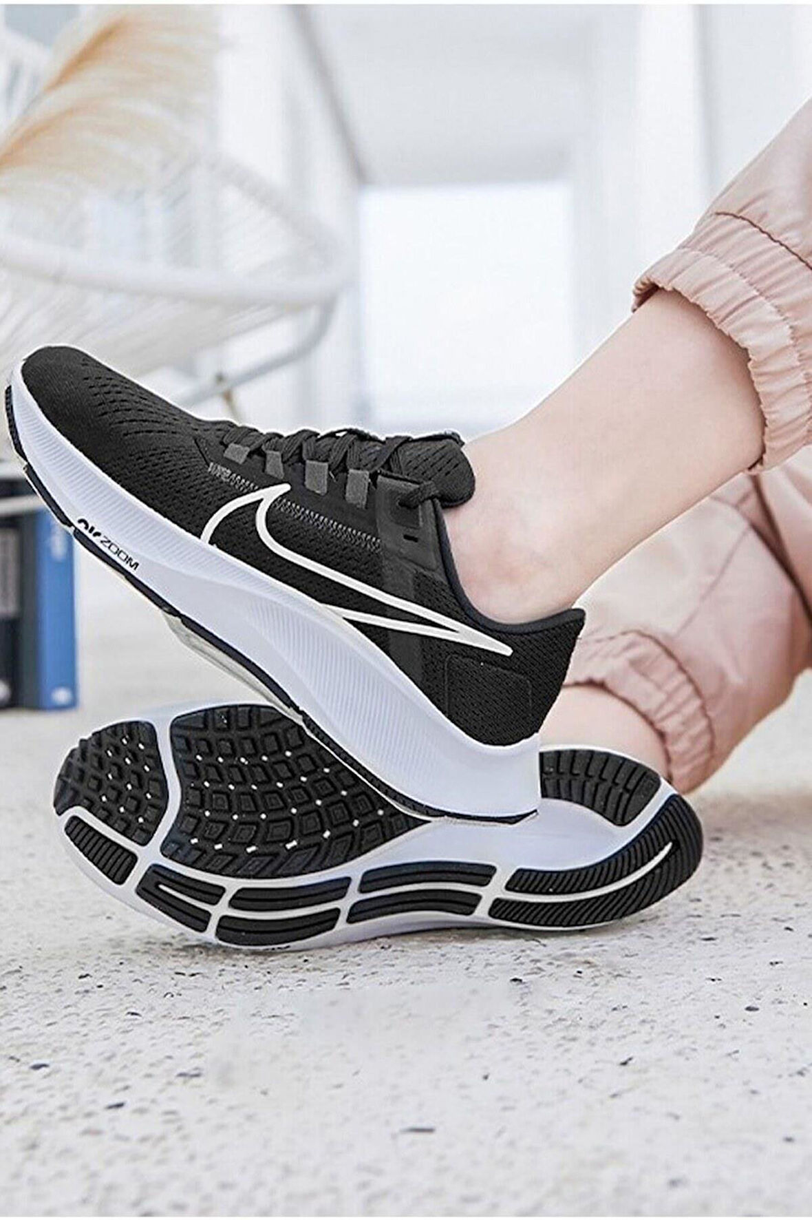 Nike Air Zoom Running Pegasus 38 Siyah Kadın Koşu & Antrenman Ayakkabısı