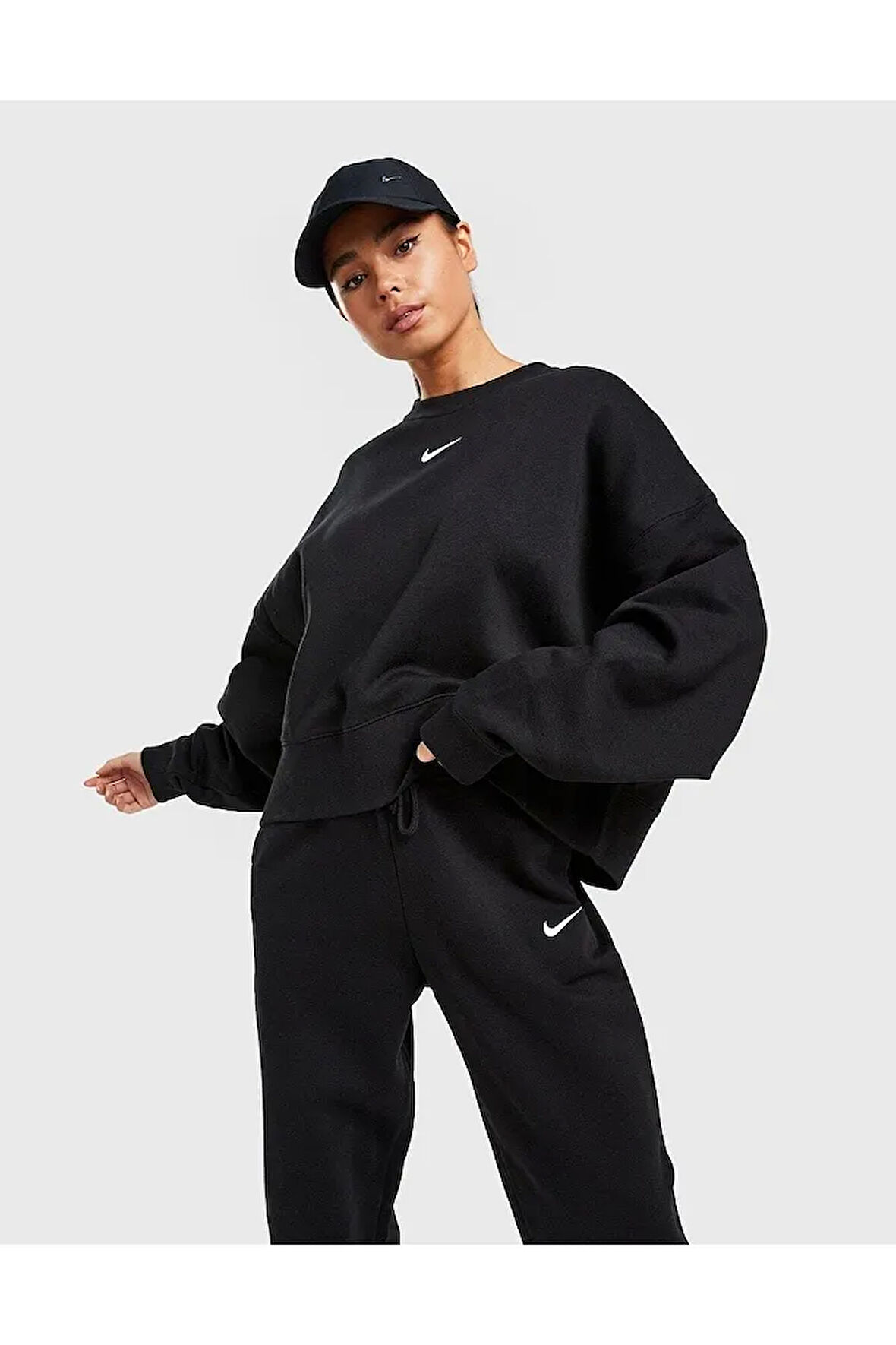 Sportswear Collection Essentials Kadın Yünlü Sweatshirt