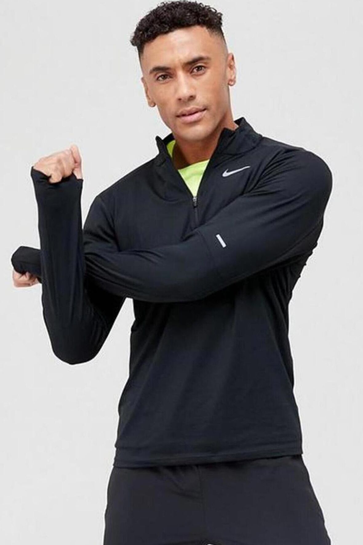Nike Dri-Fit Element Running Standart Fit Kesim Çeyrek Fermuar Erkek Antreman Üstü