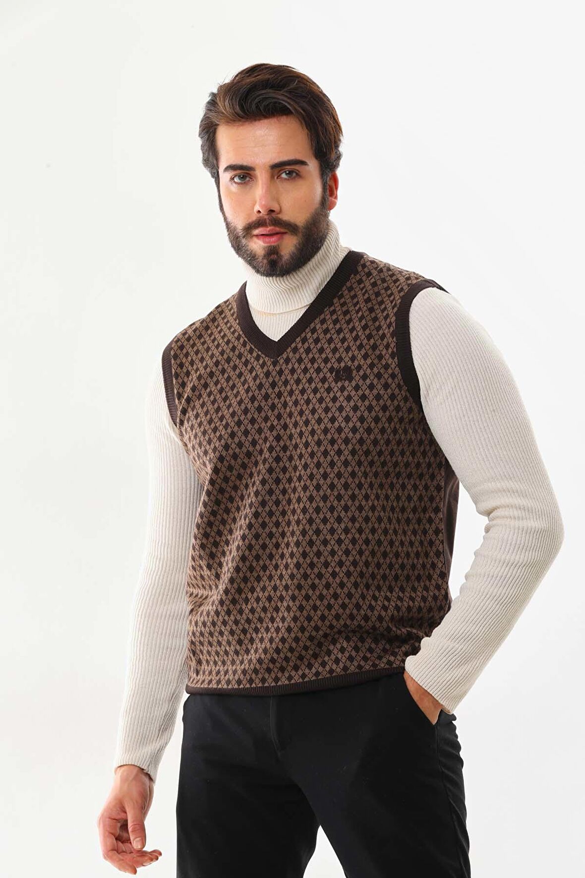 Pelikan Erkek V Yaka Desenli Süveter 7627 Kahverengi