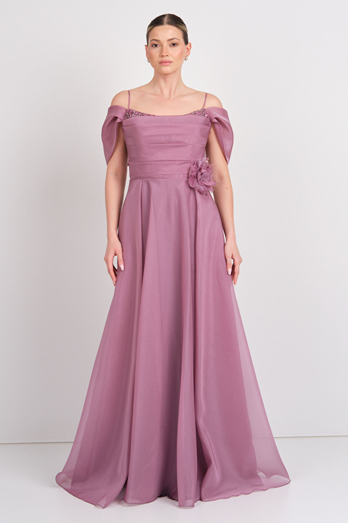 Saygın Kadın İp Asklı Taş İşlemeli Maxi Abiye Elbise 5607 Lila