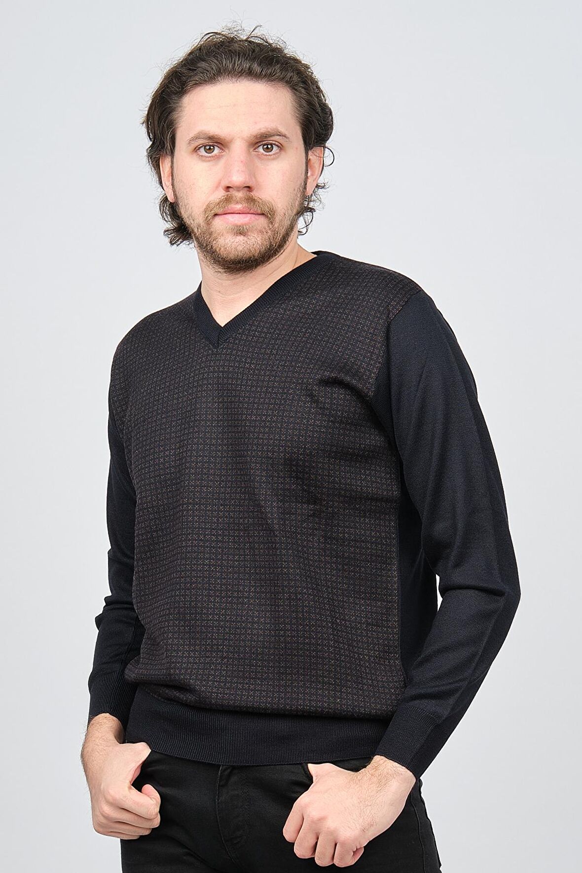 Woolen World Erkek V Yaka Desenli Yün Kazak 5596742 Kahverengi