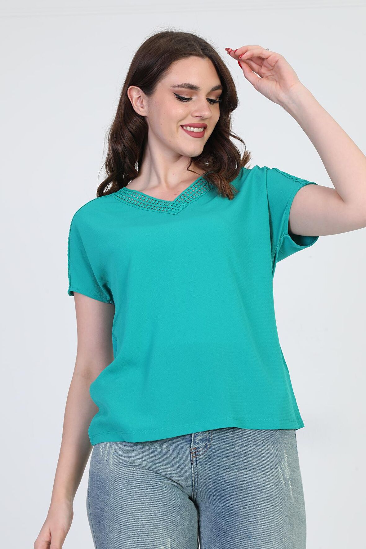 Ella Camelia Kadın Dantel Detaylı Bluz 5010027 Yeşil