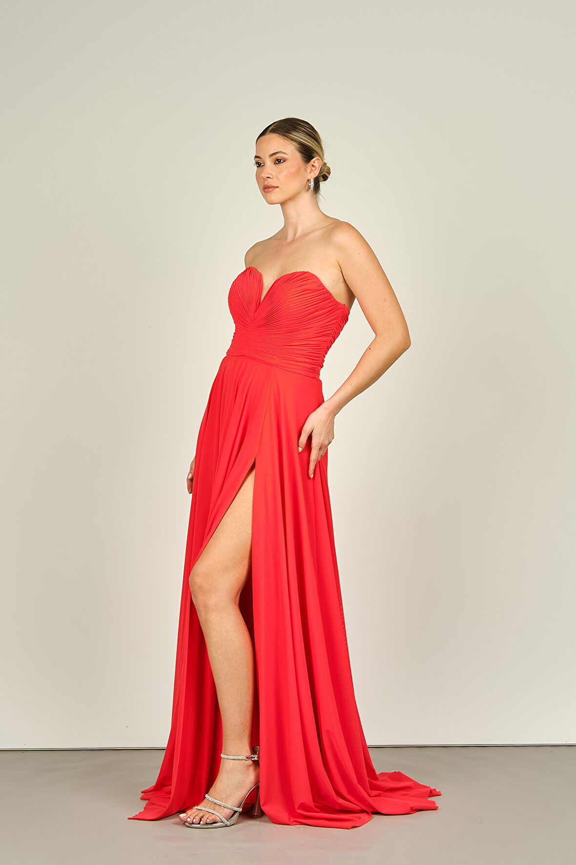 Şeref Vural Kadın Straplez Uzun Abiye Elbise 5437021 Nar Çiçeği