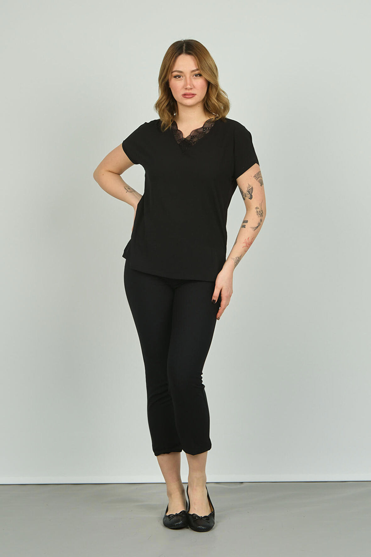 Ella Camelia Kadın Yakası Dantel Detaylı Bluz 20E020 Siyah