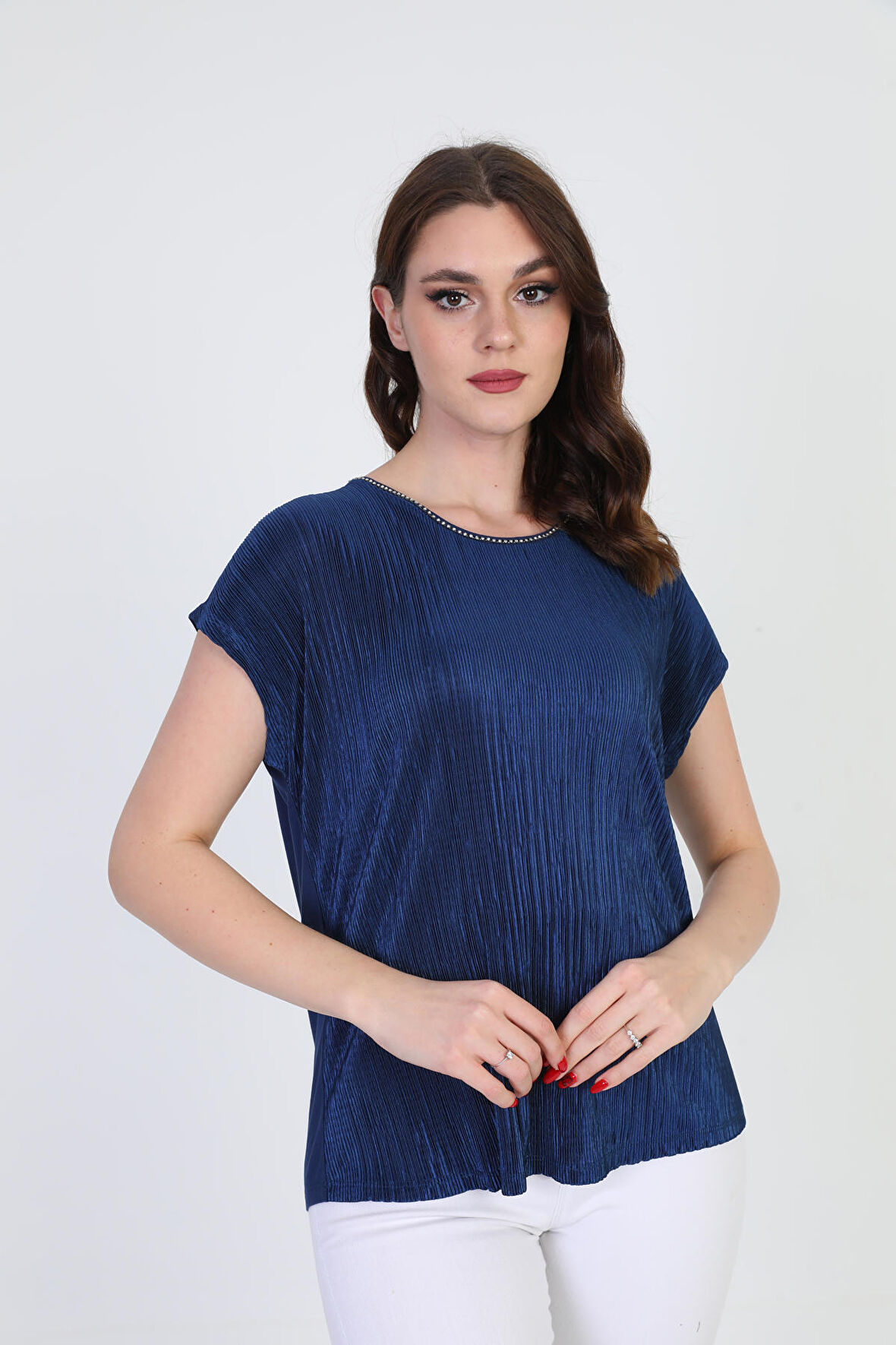 Ella Camelia Kadın Yakası Taş Detaylı Desenli Bluz 19E070 Lacivert