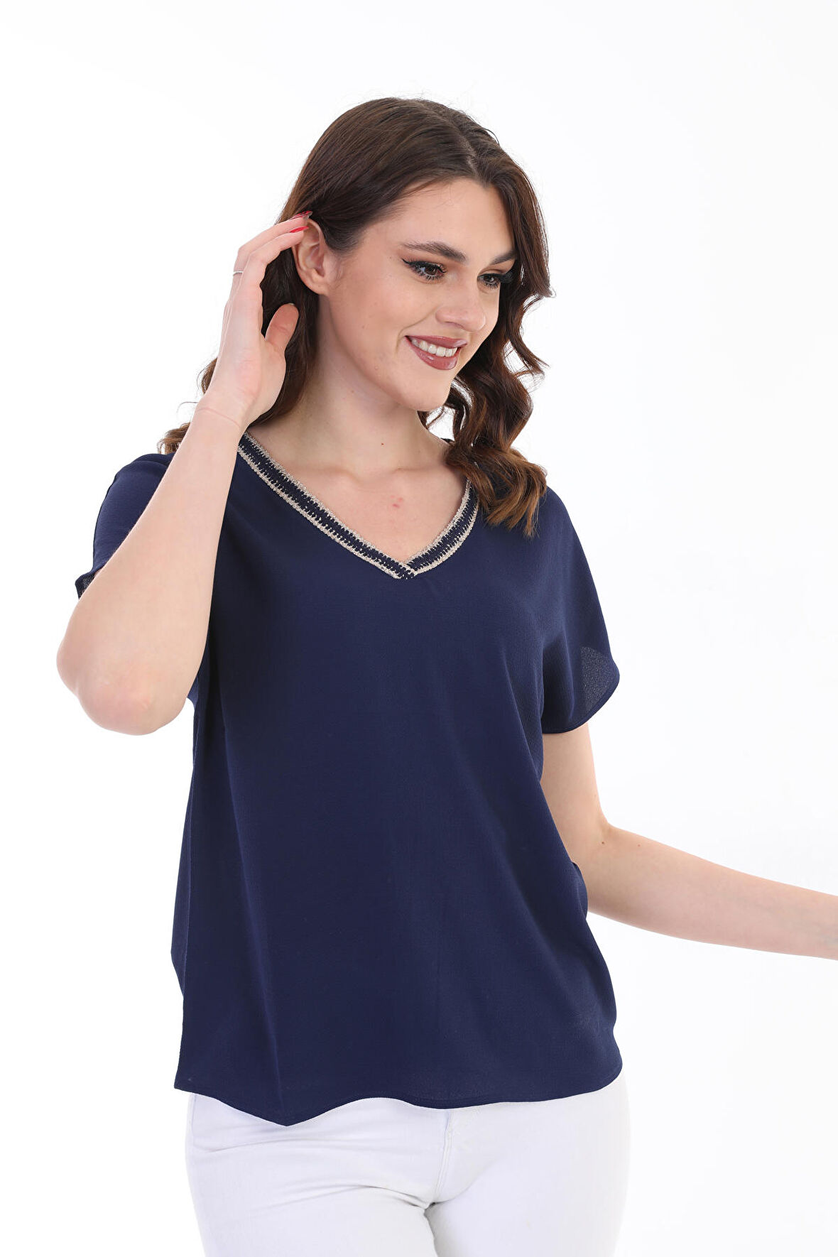 Ella Camelia Kadın Yaka İşlemeli Bluz 9E013 Lacivert