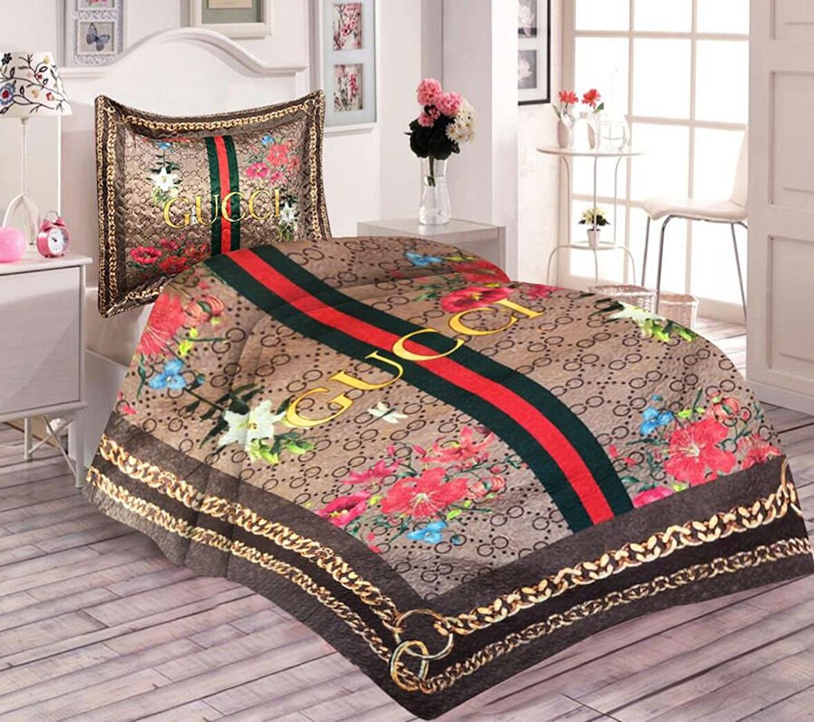 Pamuk Dolgulu Kadife Kumaşlı Çiçekli Gucci Desenli Tek Kişilik Kapitone Yatak Örtüsü