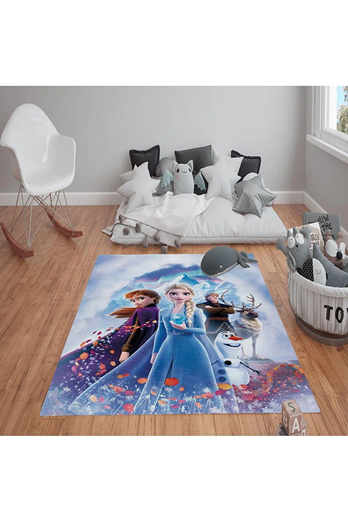 Kaymaz Tabanlı Yıkanabilir Elsa Desenli Çocuk Halısı Dot Taban Halı