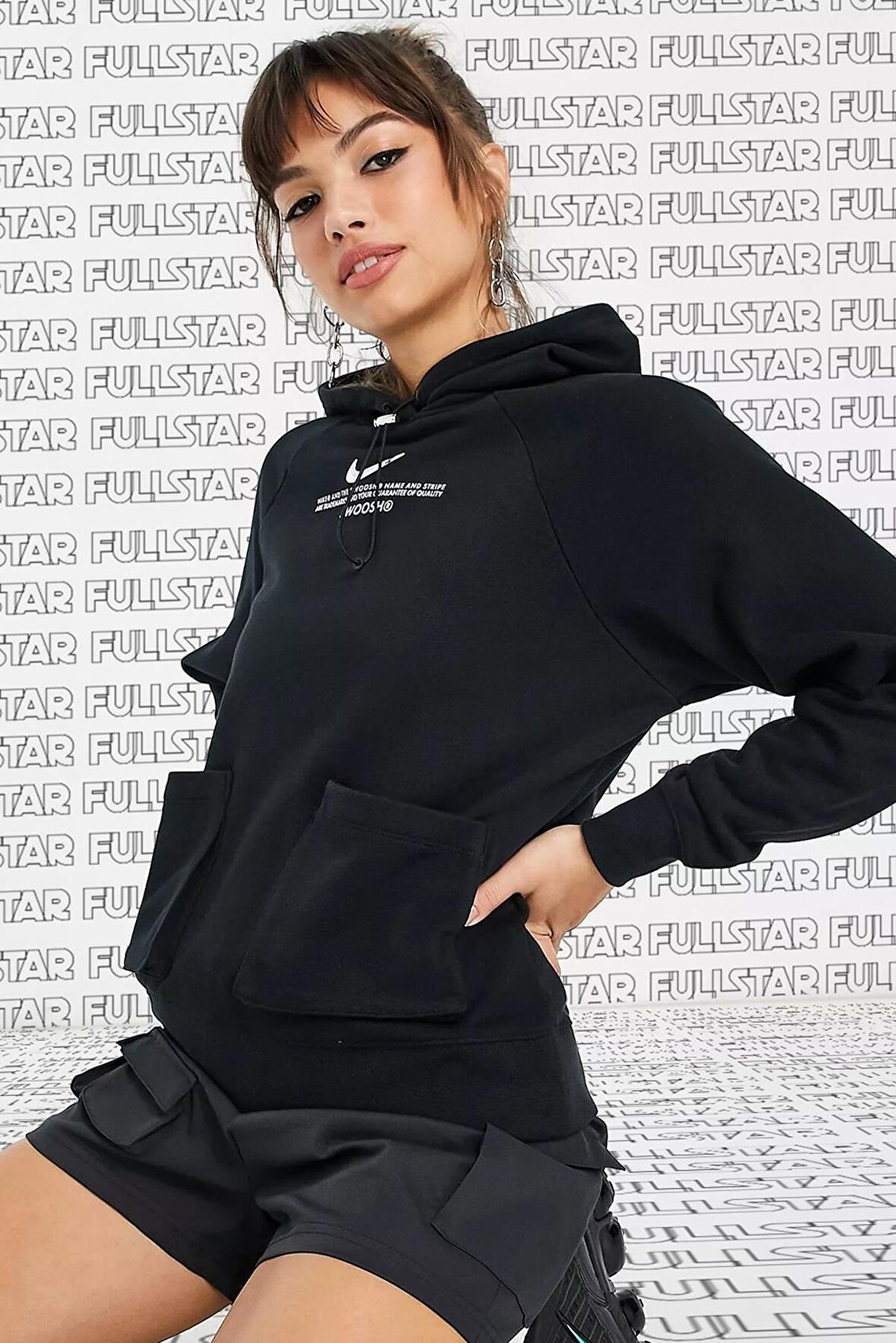 Nike Swoosh Loose Fit Sweatshirt Black Bol Kesim Kapüşonlu Sweatshirt Siyah