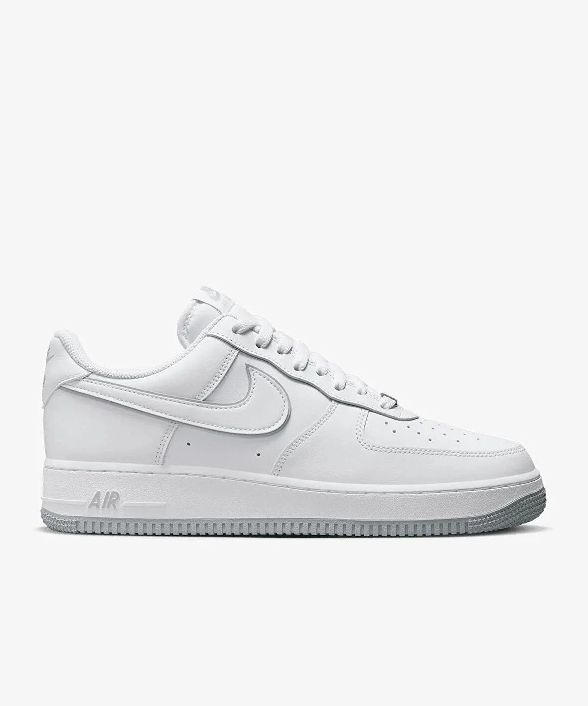 Nike Air Force 1 '07 Low
White Wolf Grey Sole Sneaker