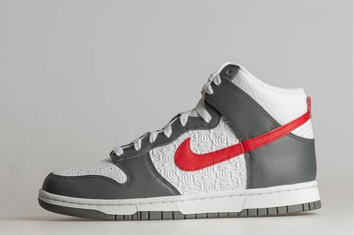 Nike Dunk High Retro Sneaker