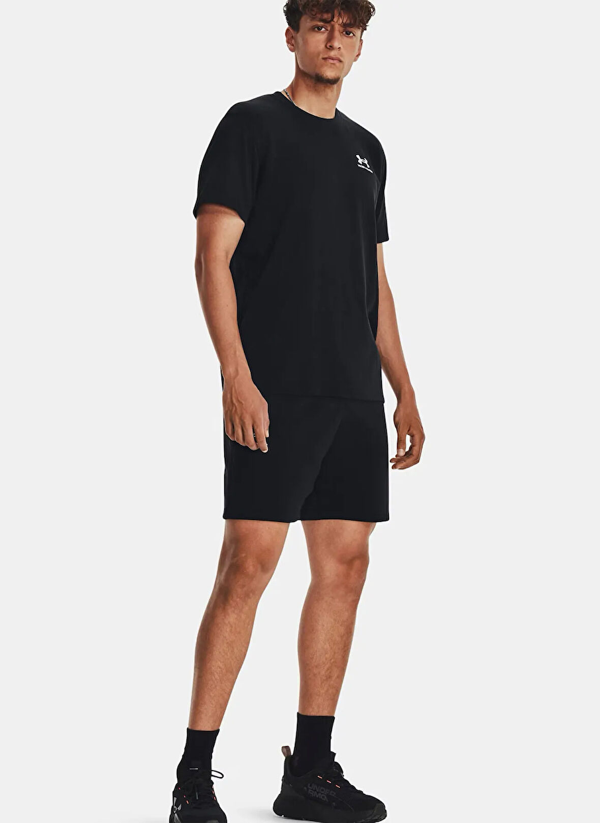 Under Armour 1380377-001-UA Icon Fleece Short Siyah Lastikli Bel Normal Düz Erkek Şort