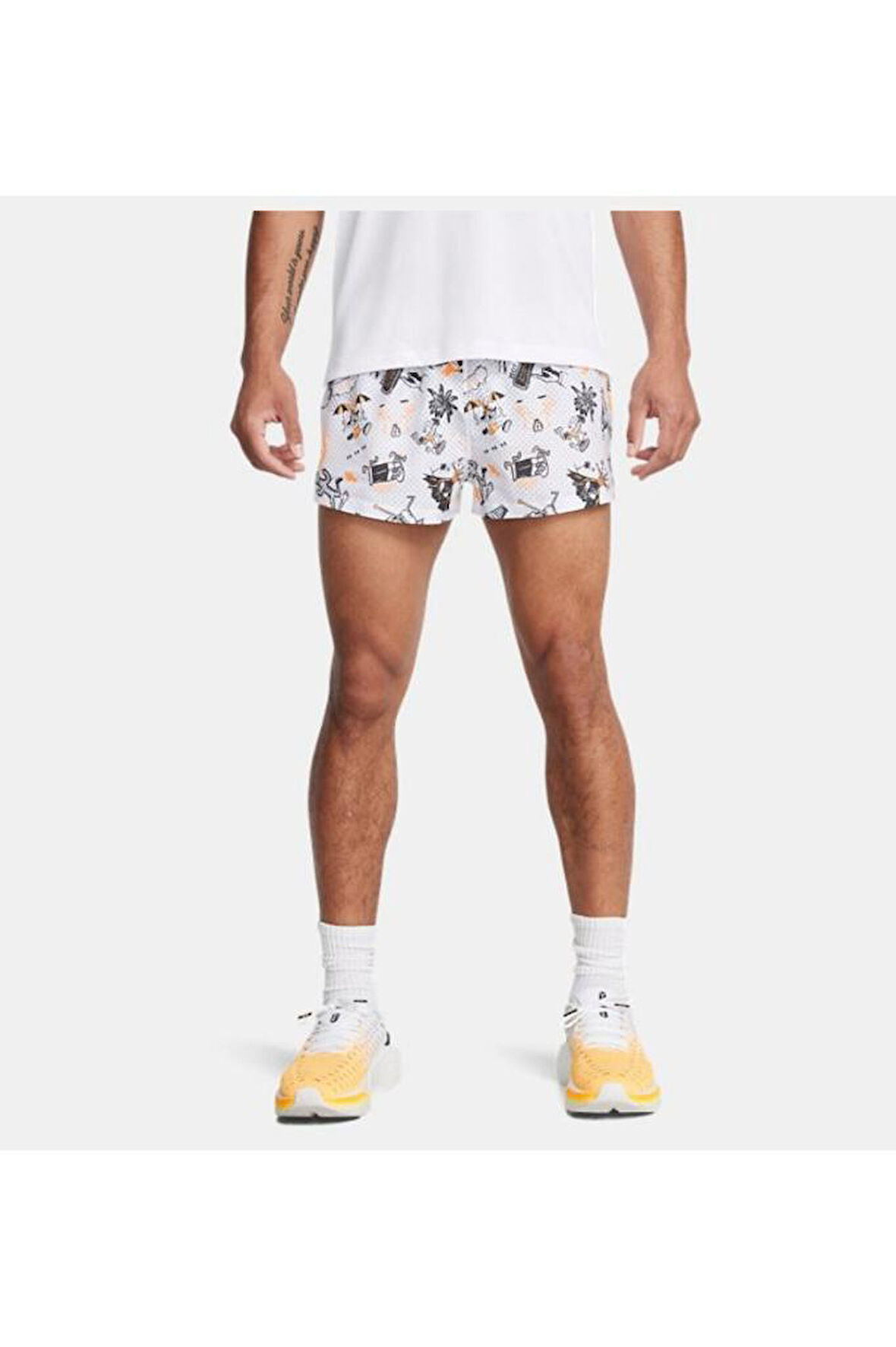 UA WE RUN 2'' SHORT 1383415-100