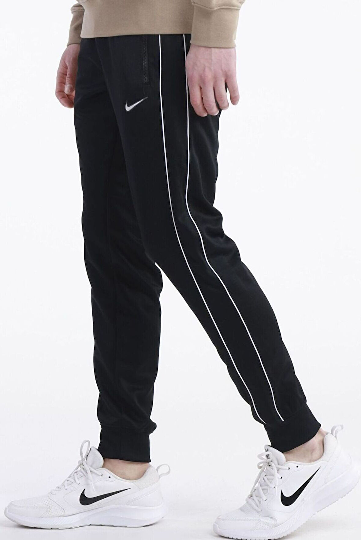 Nike Sportswear Taper Leg Jogger Erkek Siyah Eşofman Altı