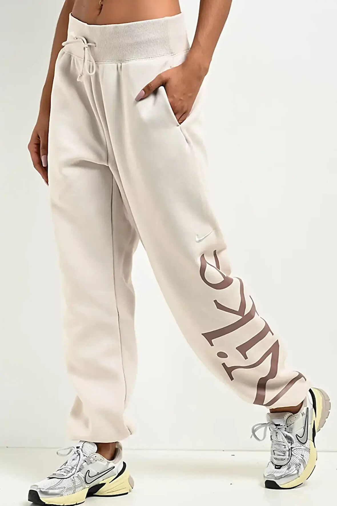 Nike Phoenix Fleece Os Logo Oversize Kesim Yüksek Belli Kadın Eşofman Altı