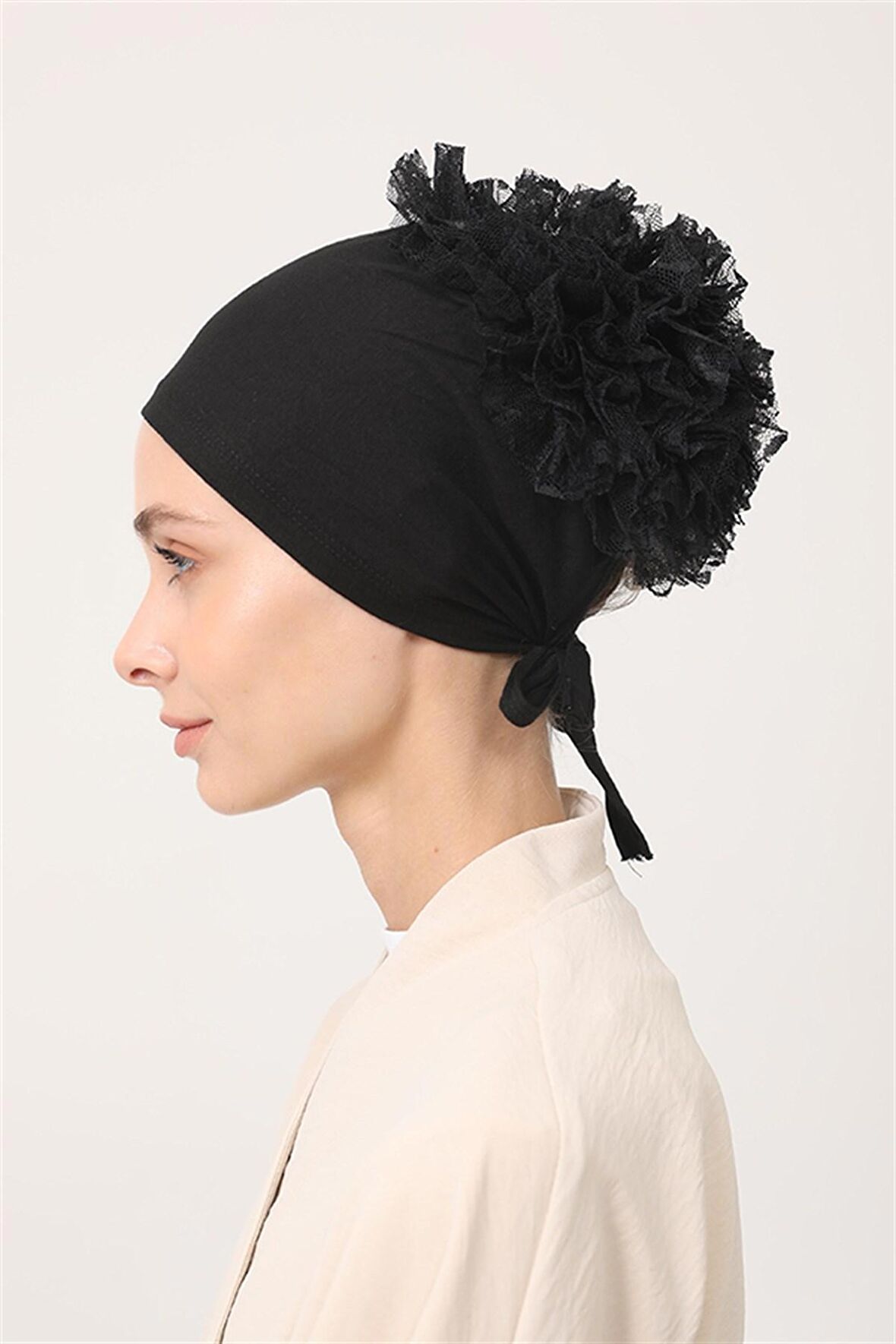 Kadın Fırfırlı Bone Siyah Günlük Tesettür Giyim Başörtüsü Hazır Türban