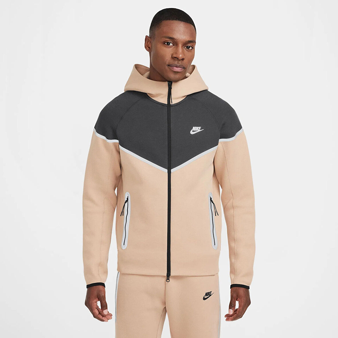 Nike Sportswear Tech Fleece Erkek Bej Sweatshirt (REFLEKTÖRLÜ)