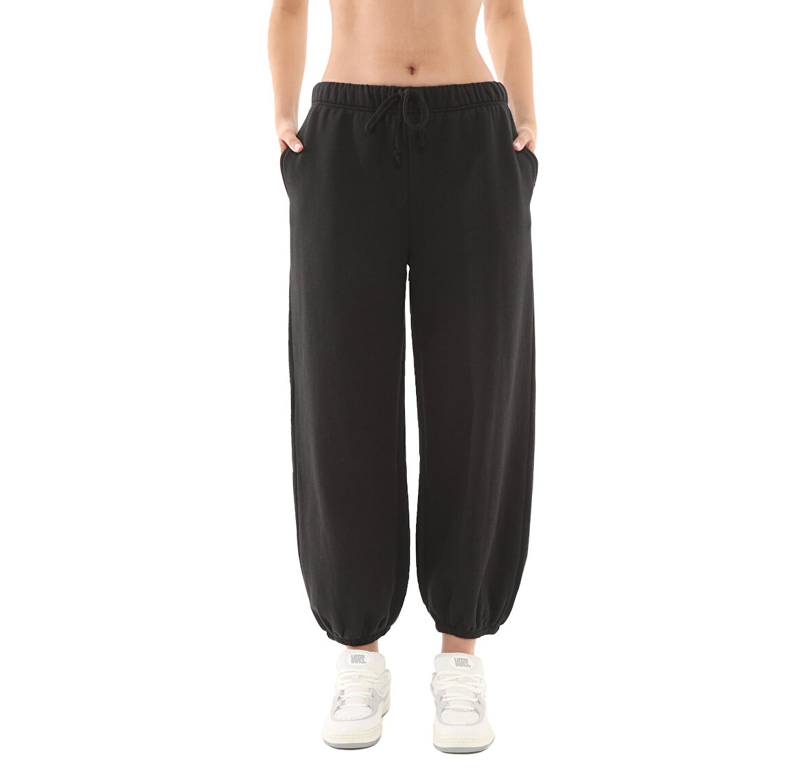 000MB4BLK1-R Vans Vargas Balloon Sweatpant Kadın Eşofman Altı Siyah