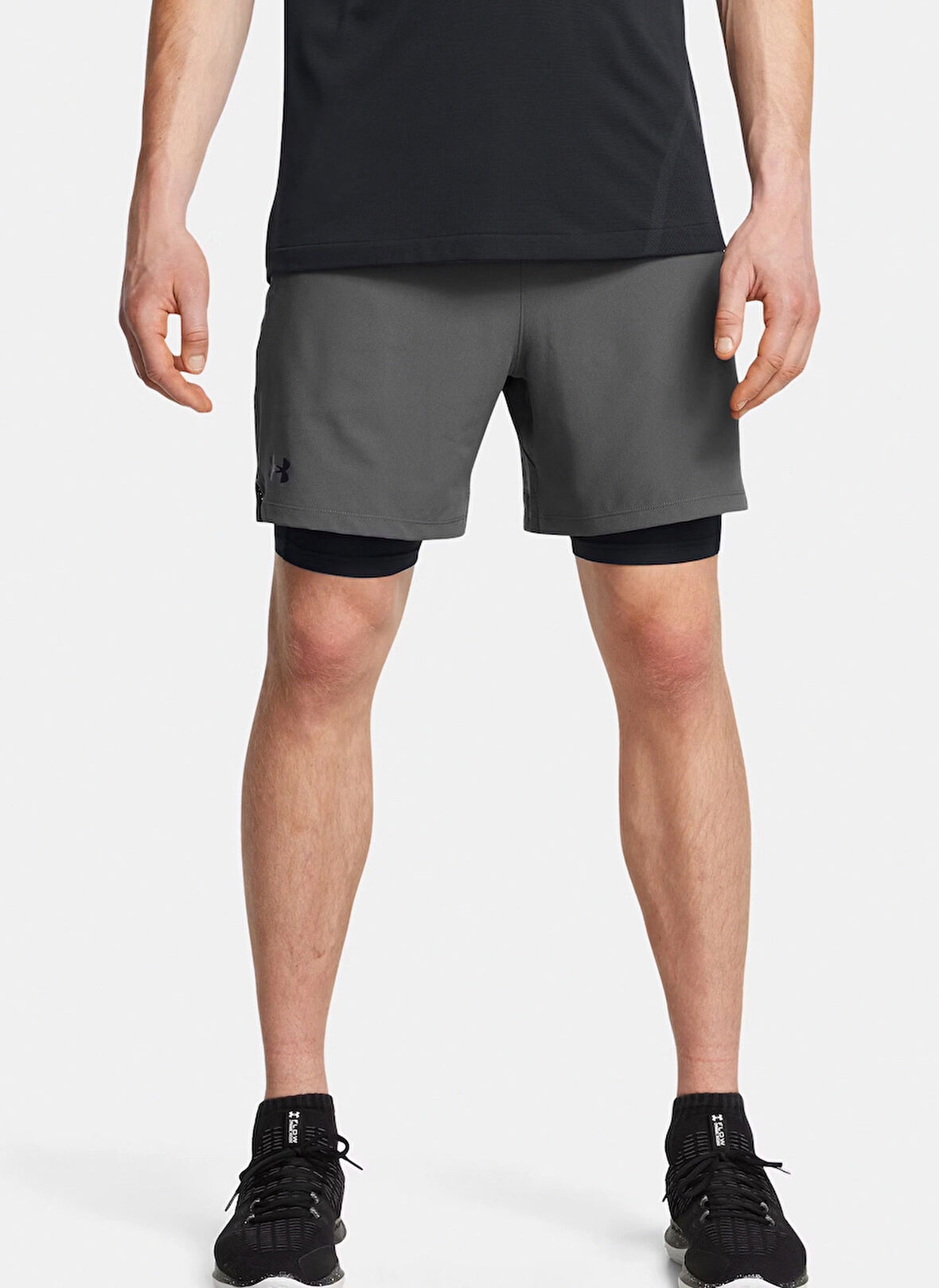 Gri Erkek Lastikli Bel Normal Kalıp Şort 1373764-025 UA Vanish Woven 2in1 St