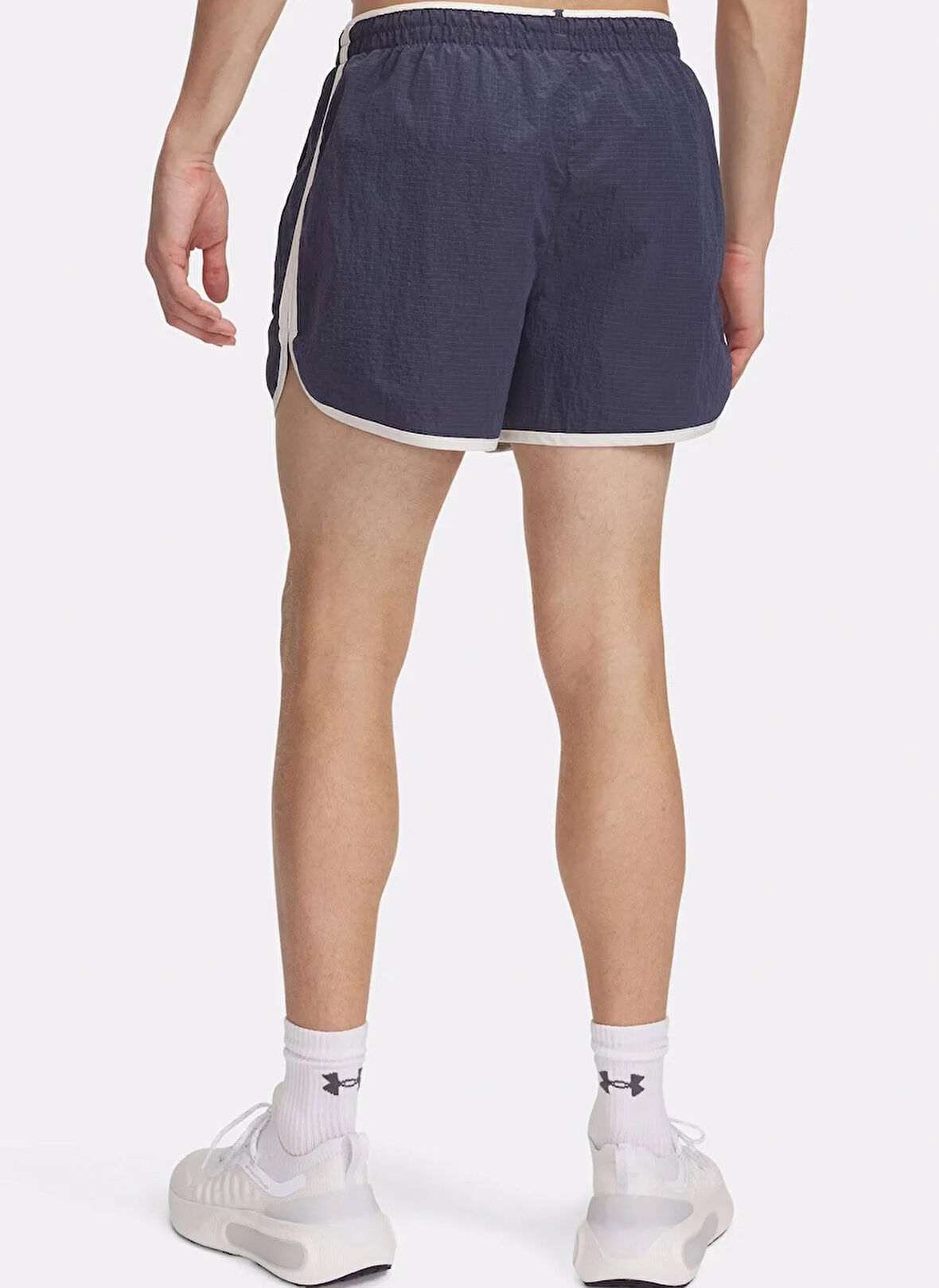 Under Armour 1389831-044 UA RUN 96 SHORTS Gri Loose Fit Erkek Şort