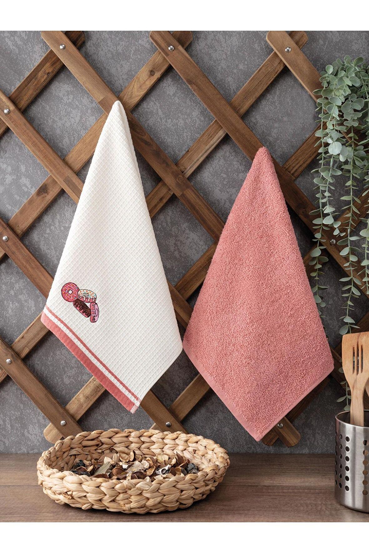 Sevim2’li Mutfak Havlusu – Gül Kurusu Renk – Donut Nakışlı