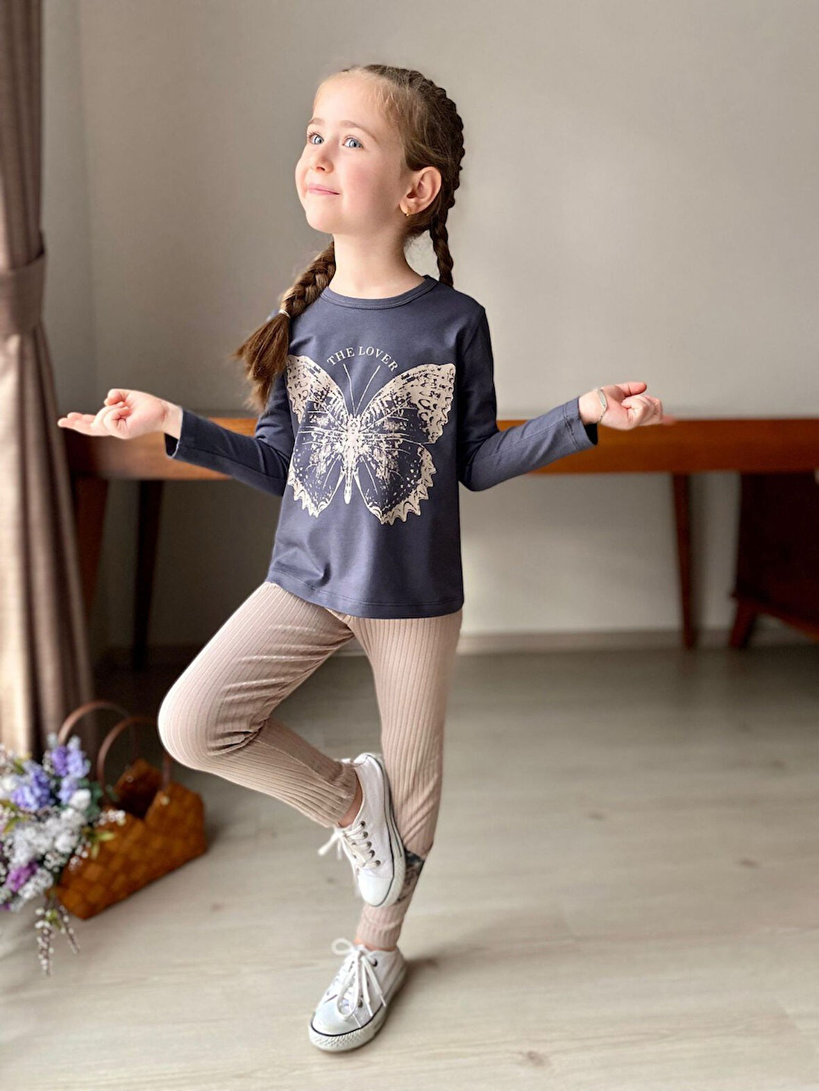 KELEBEK BASKI FİTİLLİ  KIZ TAYT TAKIM