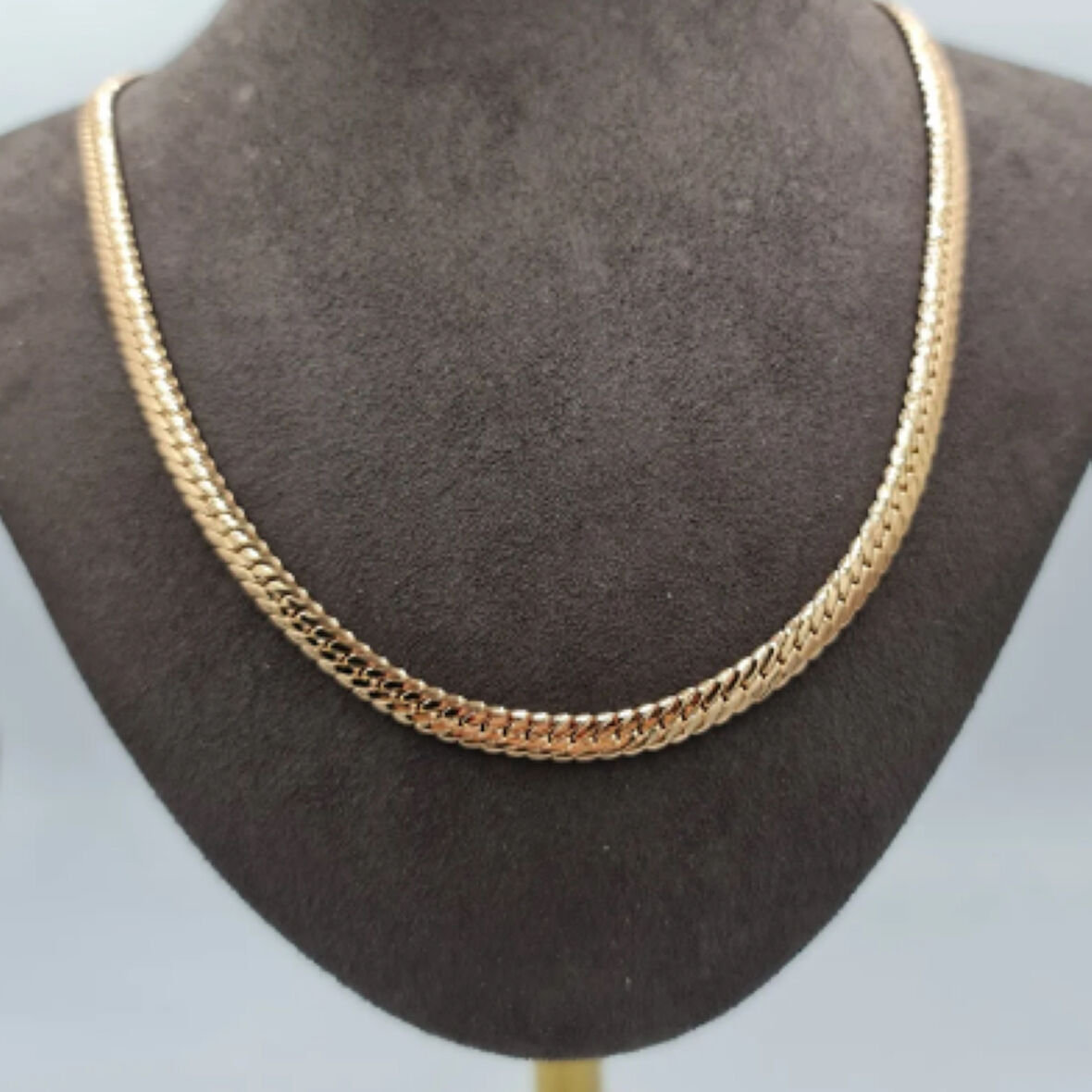 Rose Gold Ezme Model Zincir Kolye