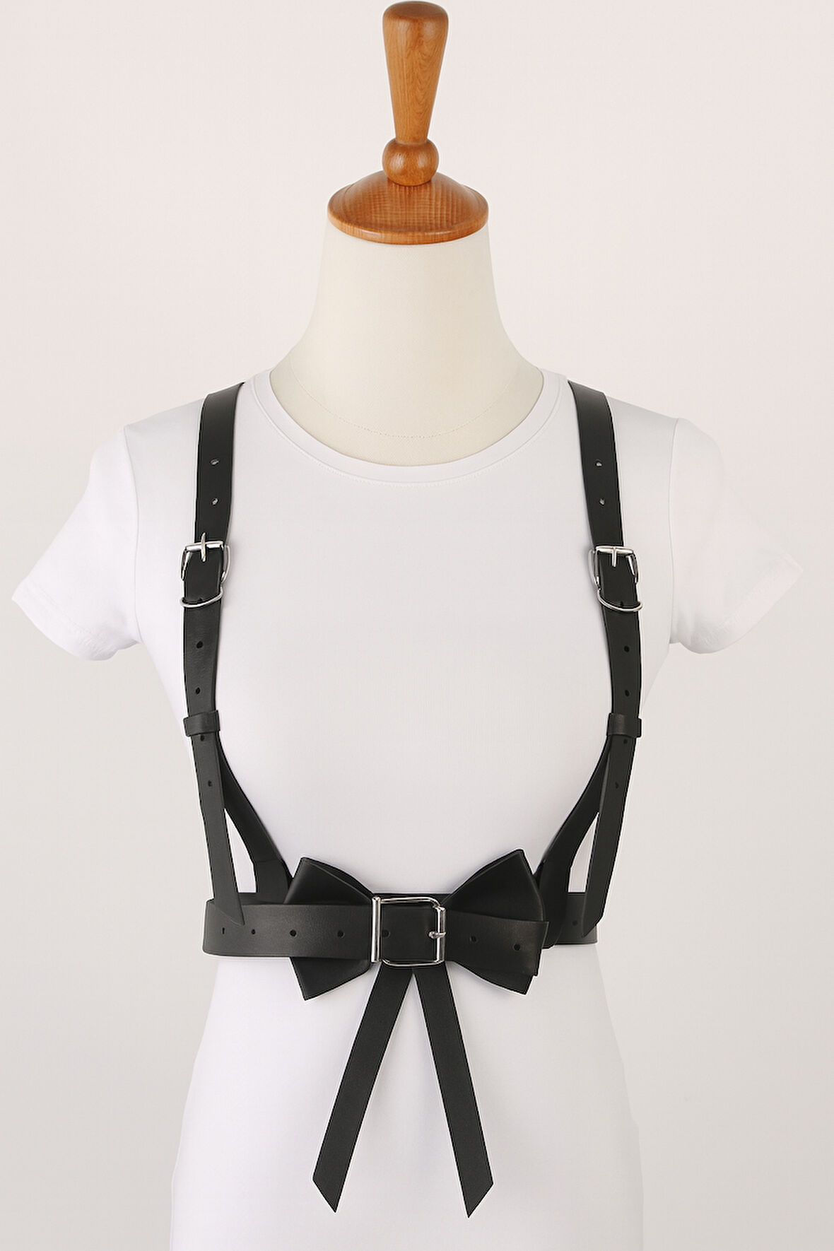 Kurdele Detaylı Şık Vücut Kemer Aksesuarı