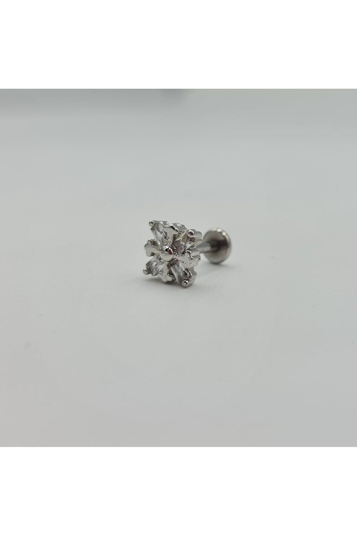 Cerrahi Çelik Beyaz Taşlı Küpe Tragus Helix Kıkırdak Piercing