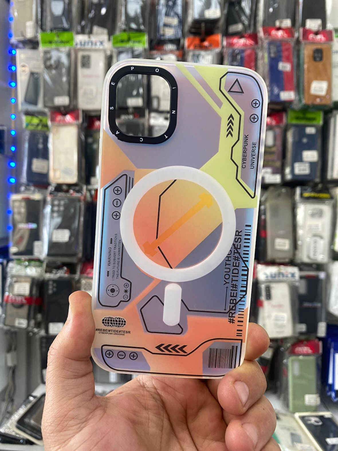 İPHONE 11 UYUMLU ELECTRO NASA SERT KAPAK MAGSAFE CYBERPUNK