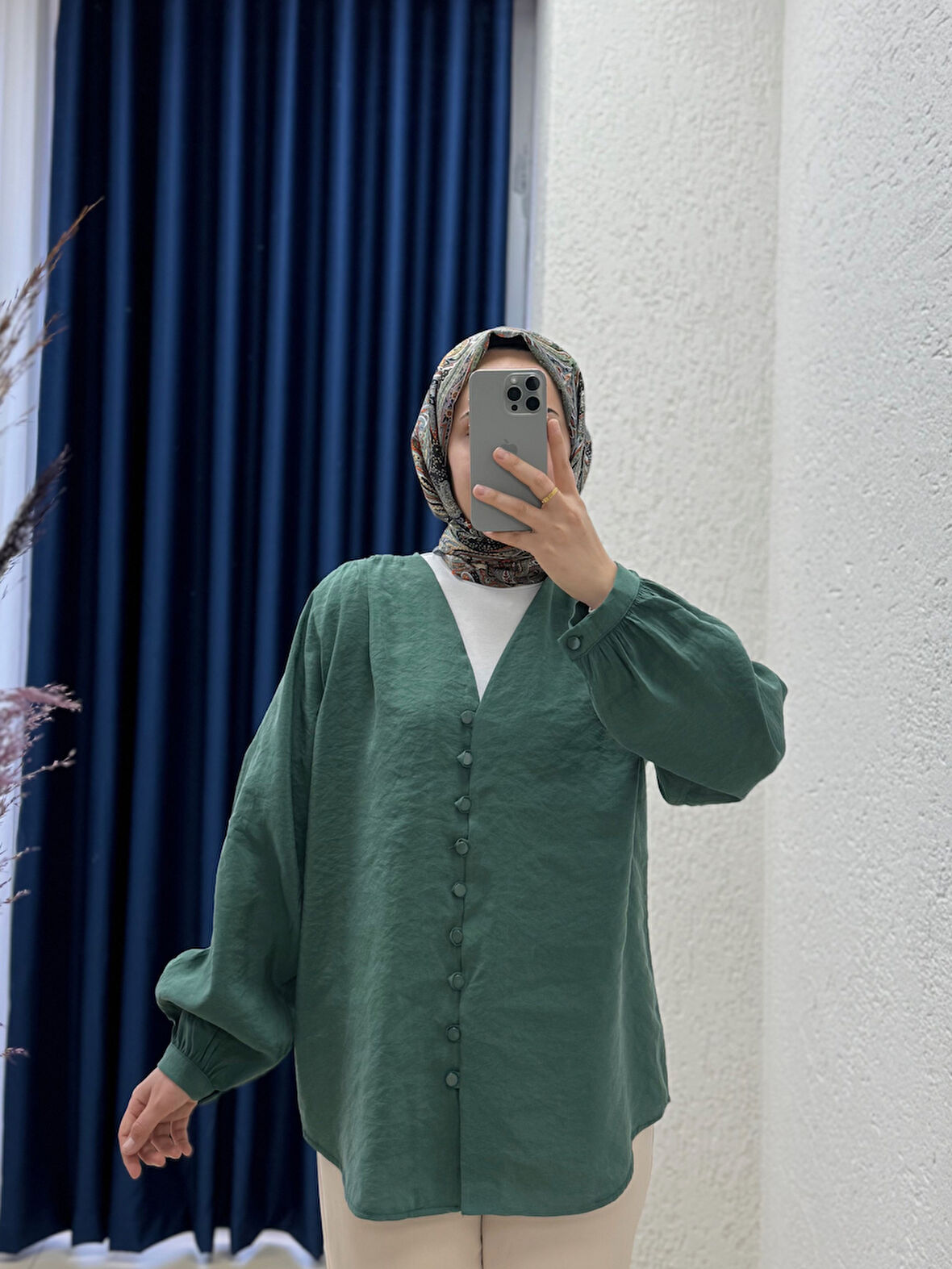 Zaryla V Yaka Boydan Düğmeli Pes Modal Gömlek-NL361 Yeşil