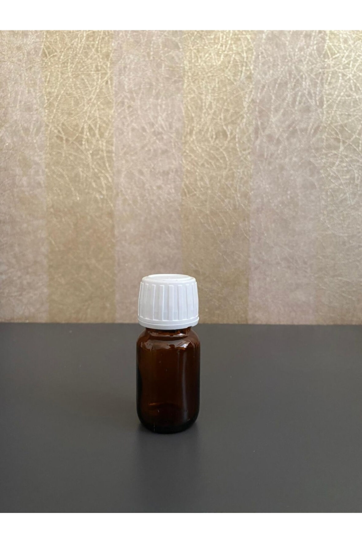 20ml kahverengi cam ecza şişesi kilitli kapaklı, beyaz kapak, 48 adet, ecza şişesi, cam şişe, amber şişe,kozmetik şişe