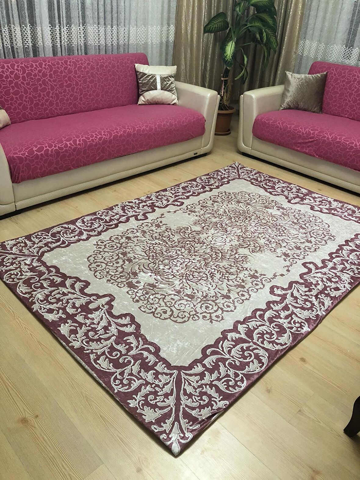 Miray Tekstil  Modern Desen Lastikli Halı Örtüsü