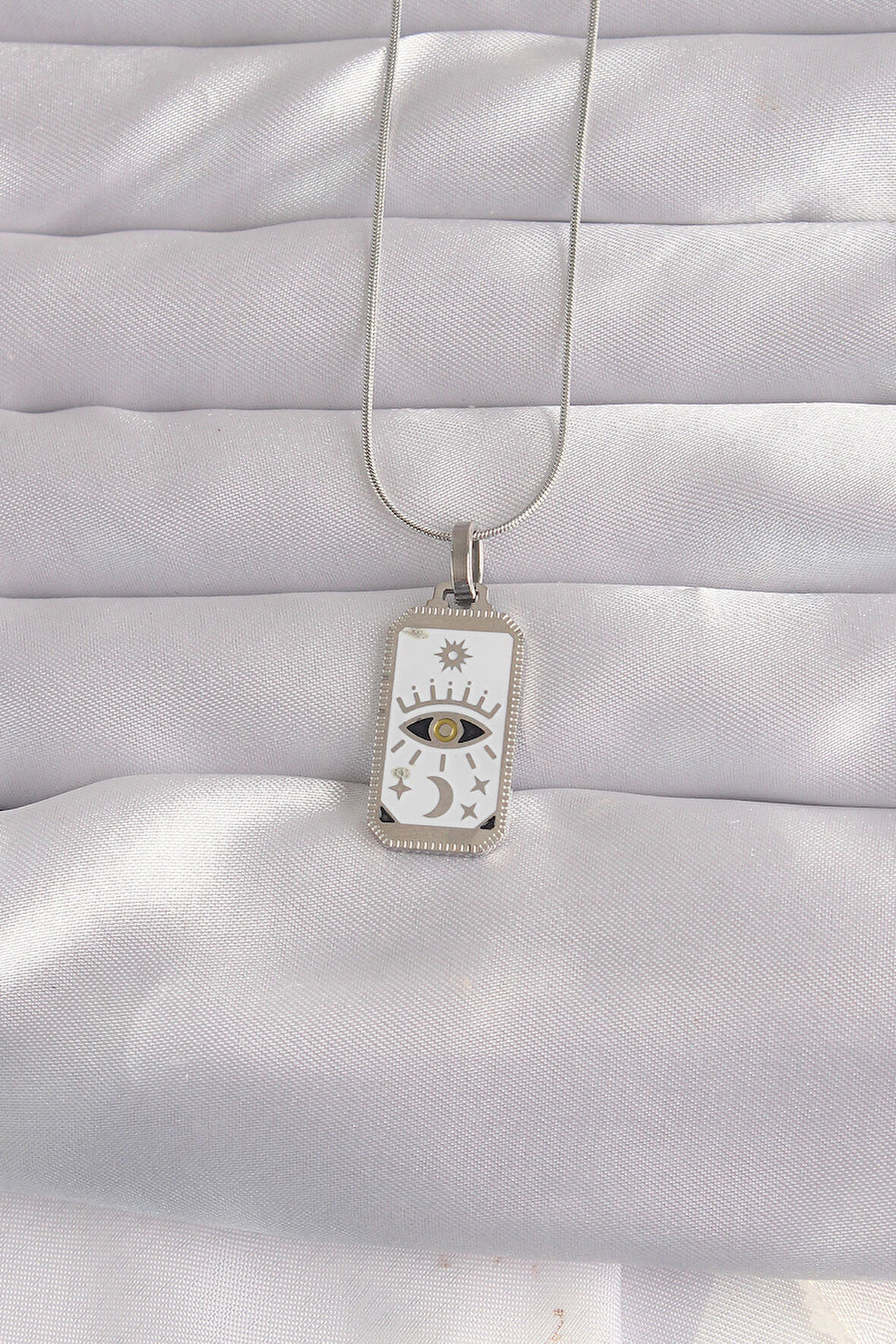316L Çelik Gümüş Renk Beyaz Mineli Göz Figür Tarot Kolye