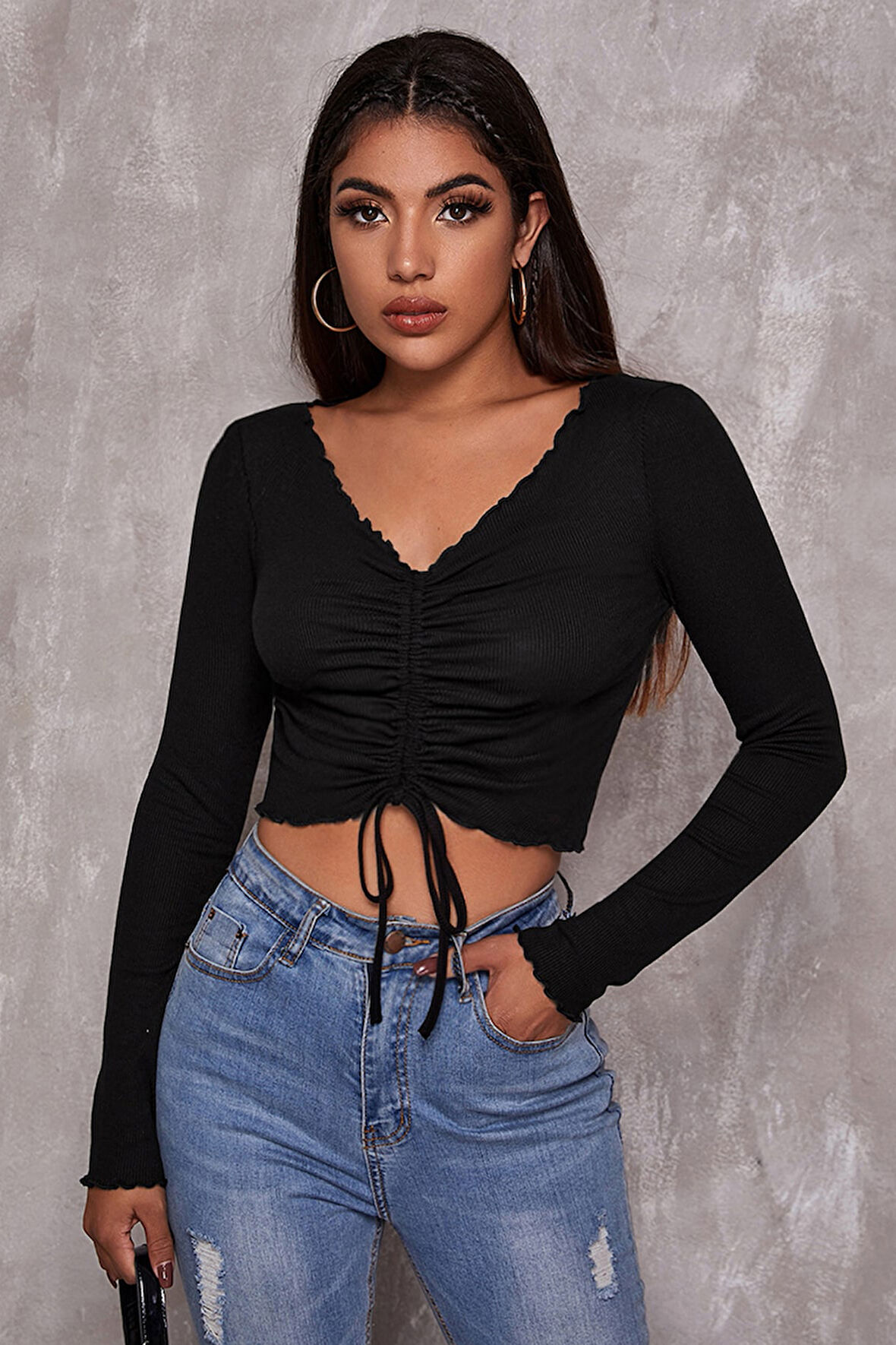 Dodes Kadın Siyah Uzun Kollu Büzdürme Bağcık Detaylı Crop Top Bluz