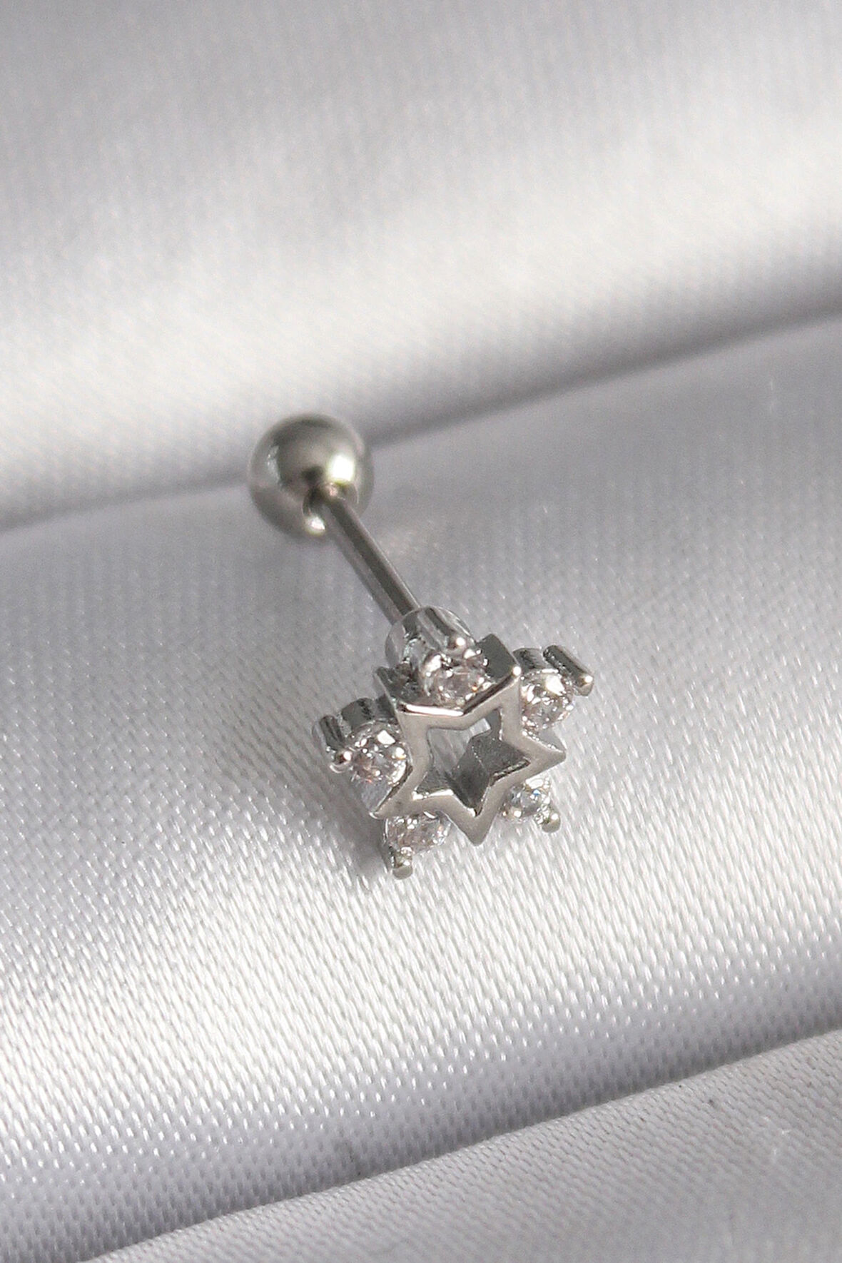 Dodes Dodes 316L Çelik Gümüş Renk Zirkon Taşlı Yıldız Model Tragus Piercing TG27PR1297