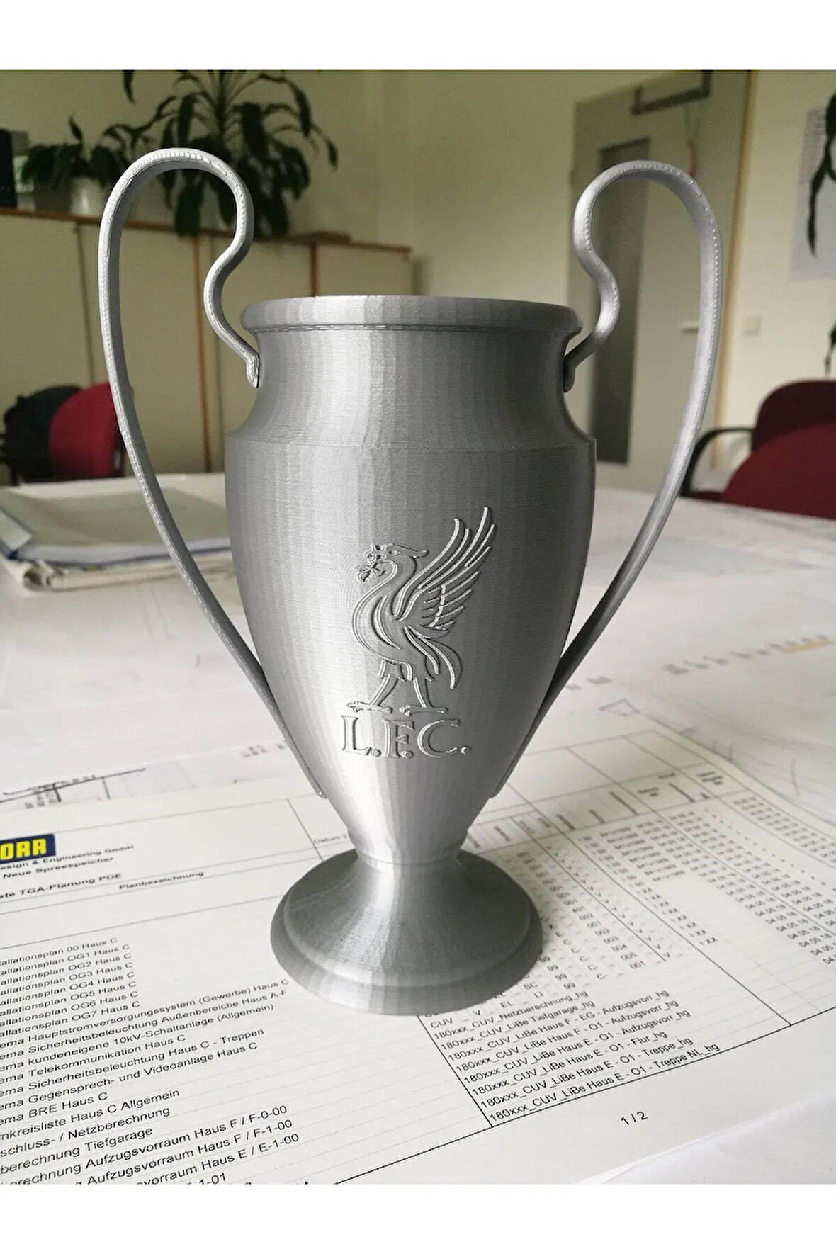 UEFA ŞAMPİYONLAR LİGİ KUPASI 30 CM ( DEV BOY)