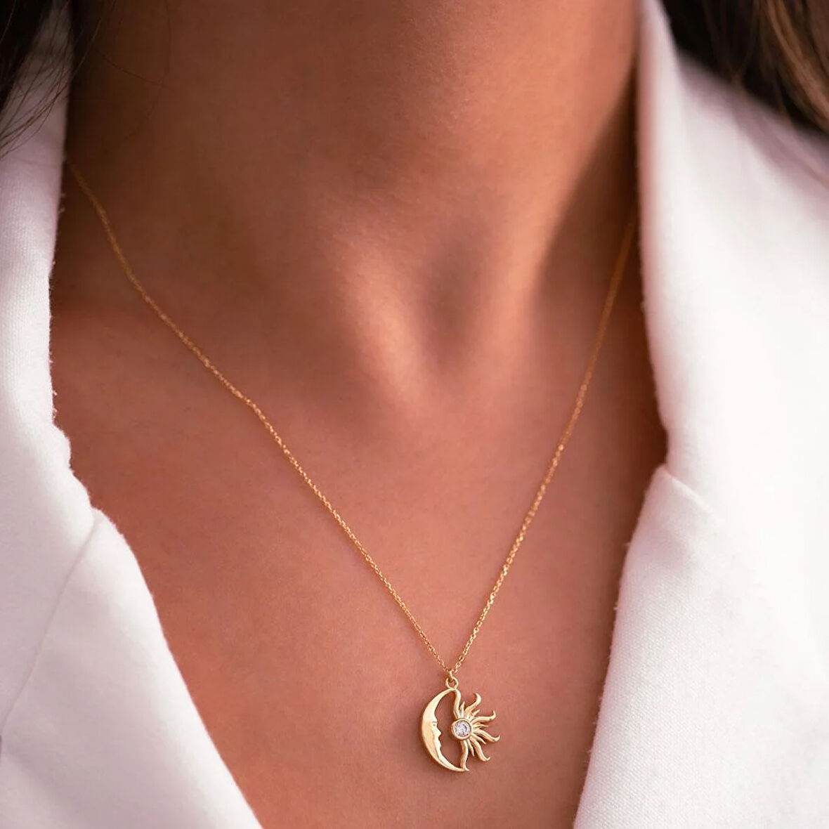 Güneş ve Ay Motifli 14 Ayar Altın Minimal Kolye