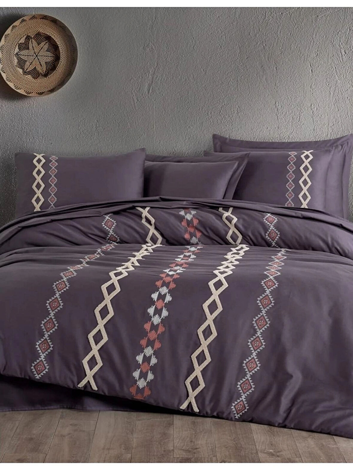 Maribor Collection Rug - %100 Pamuk Saten Nakışlı Nevresim Takımı - Mor