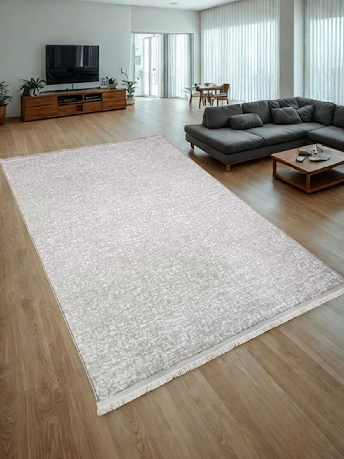 Düz Desen Bej Saçaklı Kaymaz Taban Kesme Yıkanabilir Halı Yolluk