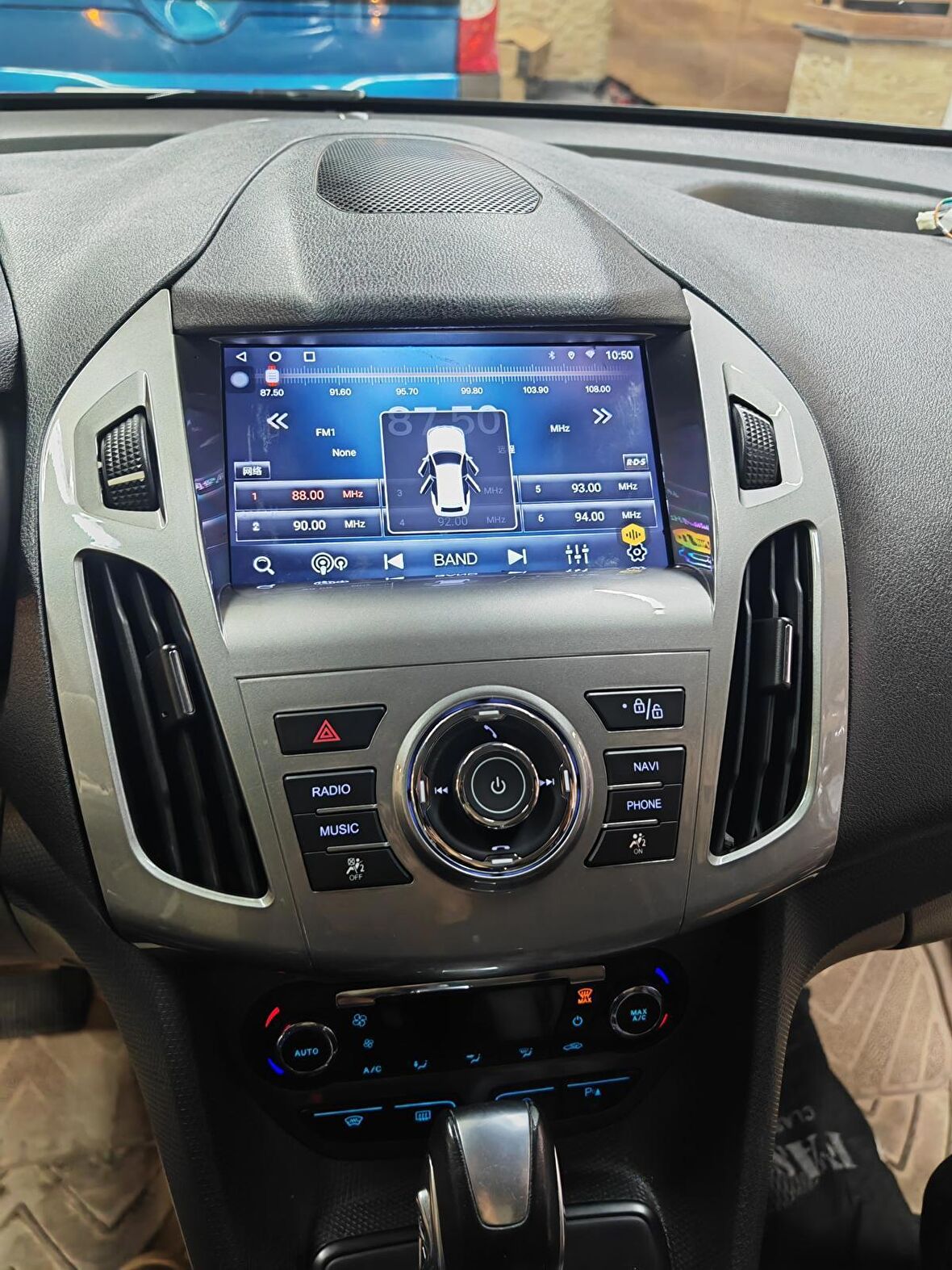 Araç Multimedya Ford Transit Connect S 2013 - 2018 / 8 GB RAM 128 GB HDD / 9 Inch Ekr. Carplay And. 12 Double Teyp - Navigasyon Cihazı MYW