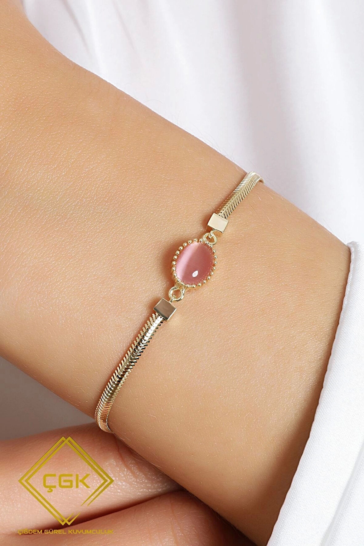 Balık Sırtı Pembe Opal Taşlı Altın Bileklik