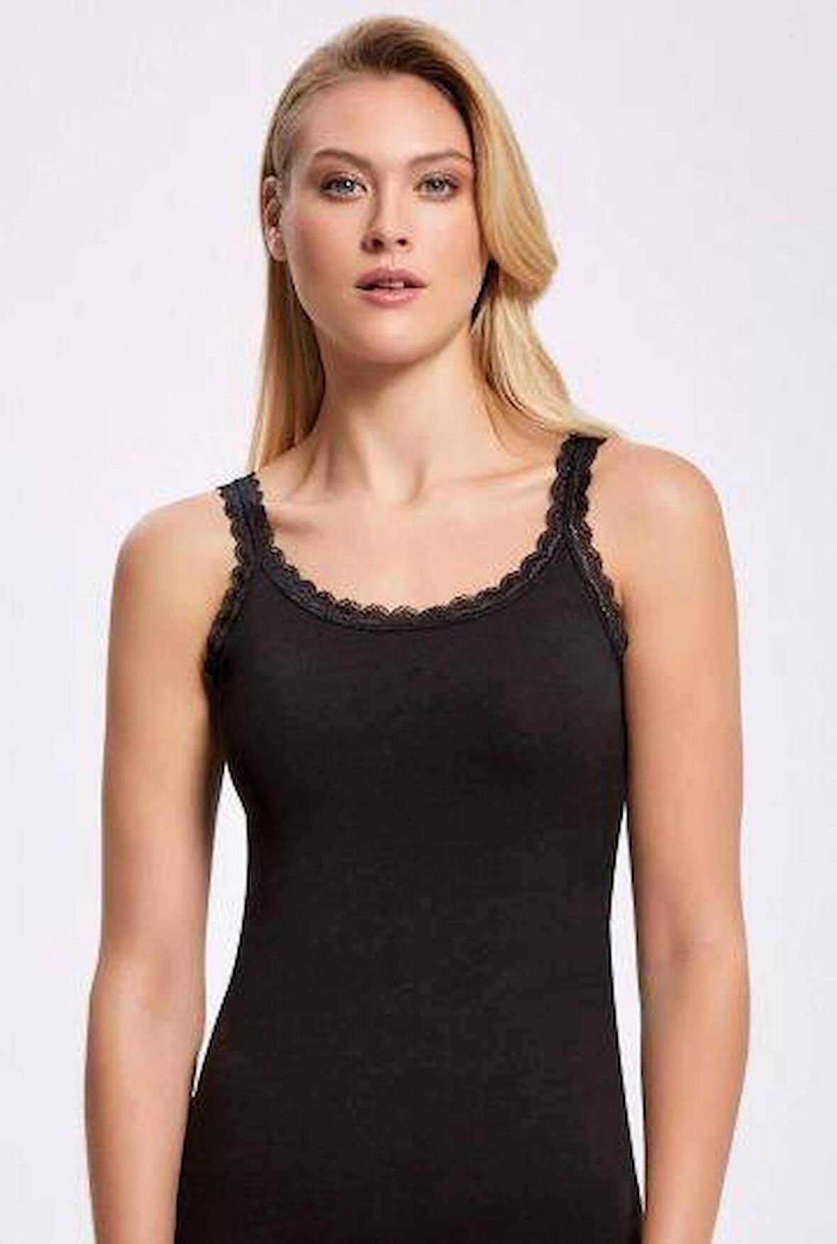 Likralı Dantel Askılı Kadın Siyah Atlet